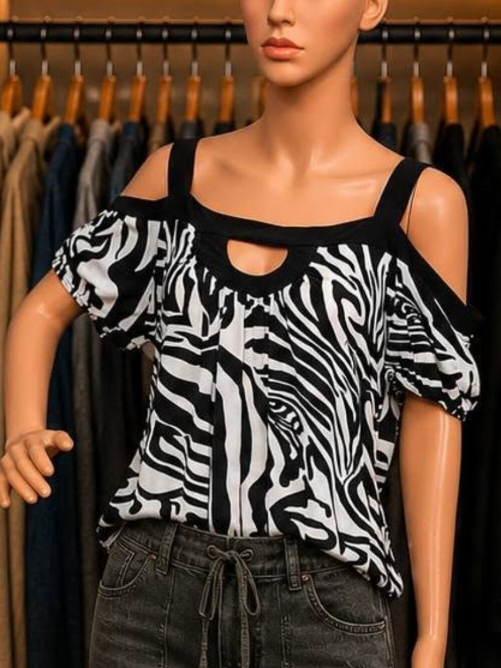 Zebra Print Cold Shoulder Top Size XL